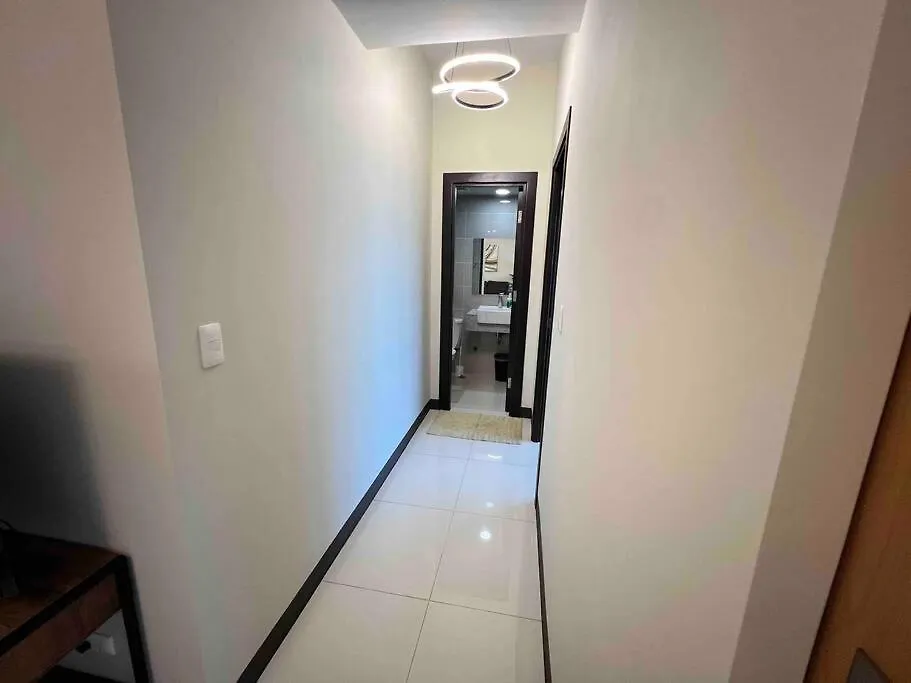Modern 2Br In Uptown Parksuites W/ Free Parking Manila 0*,